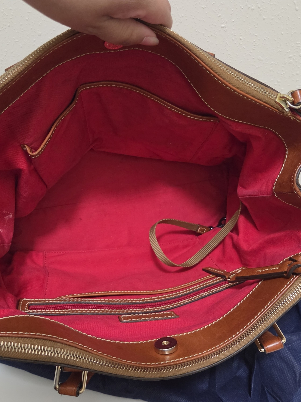 Dooney & Bourke Willa Satchel in Pebble Leather Natural - Picture 8 of 8